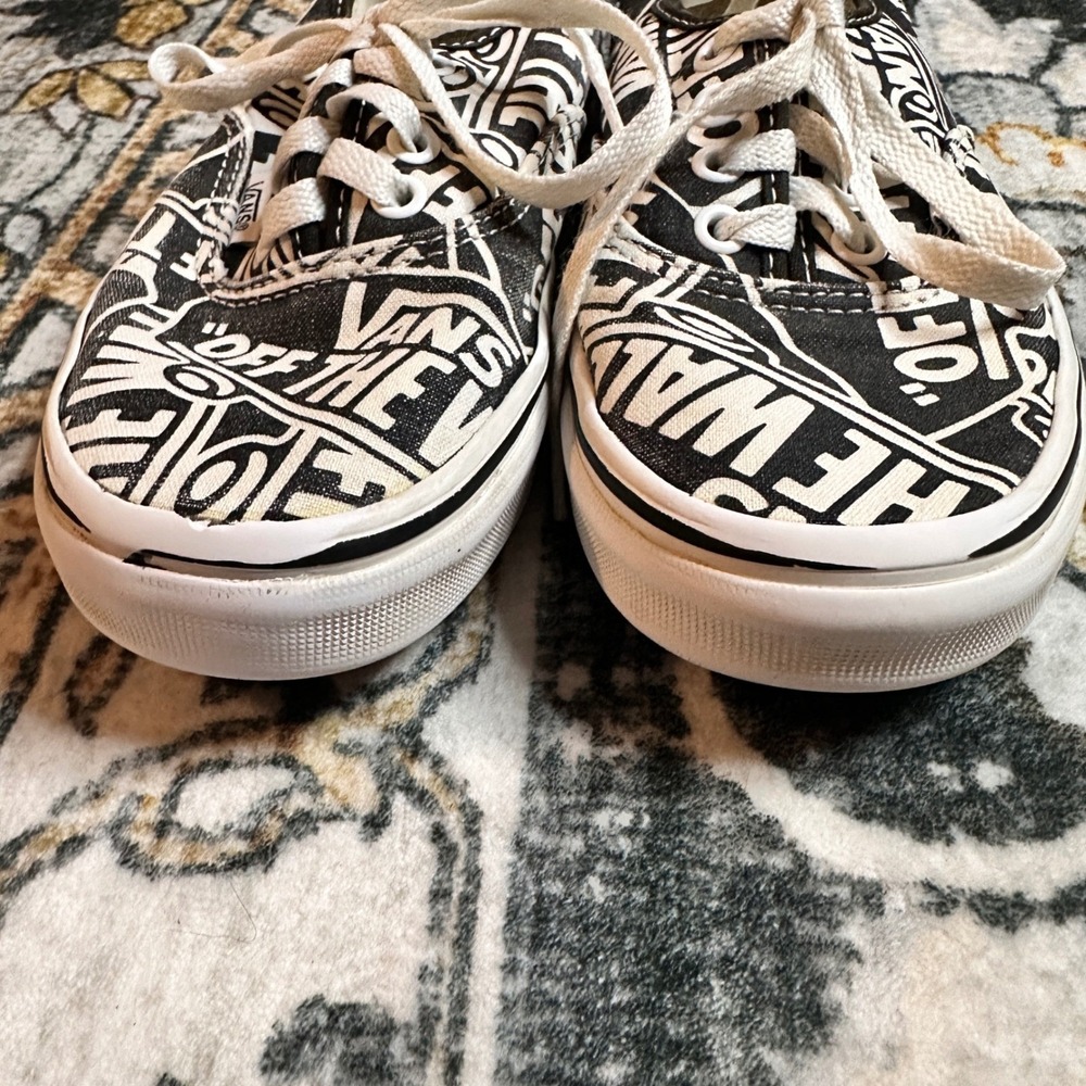 Vans Authentic Black White "Off the Wall" Logo Print Sneakers‎ Womens 6 Mens 4.5 - Picture 3 of 8